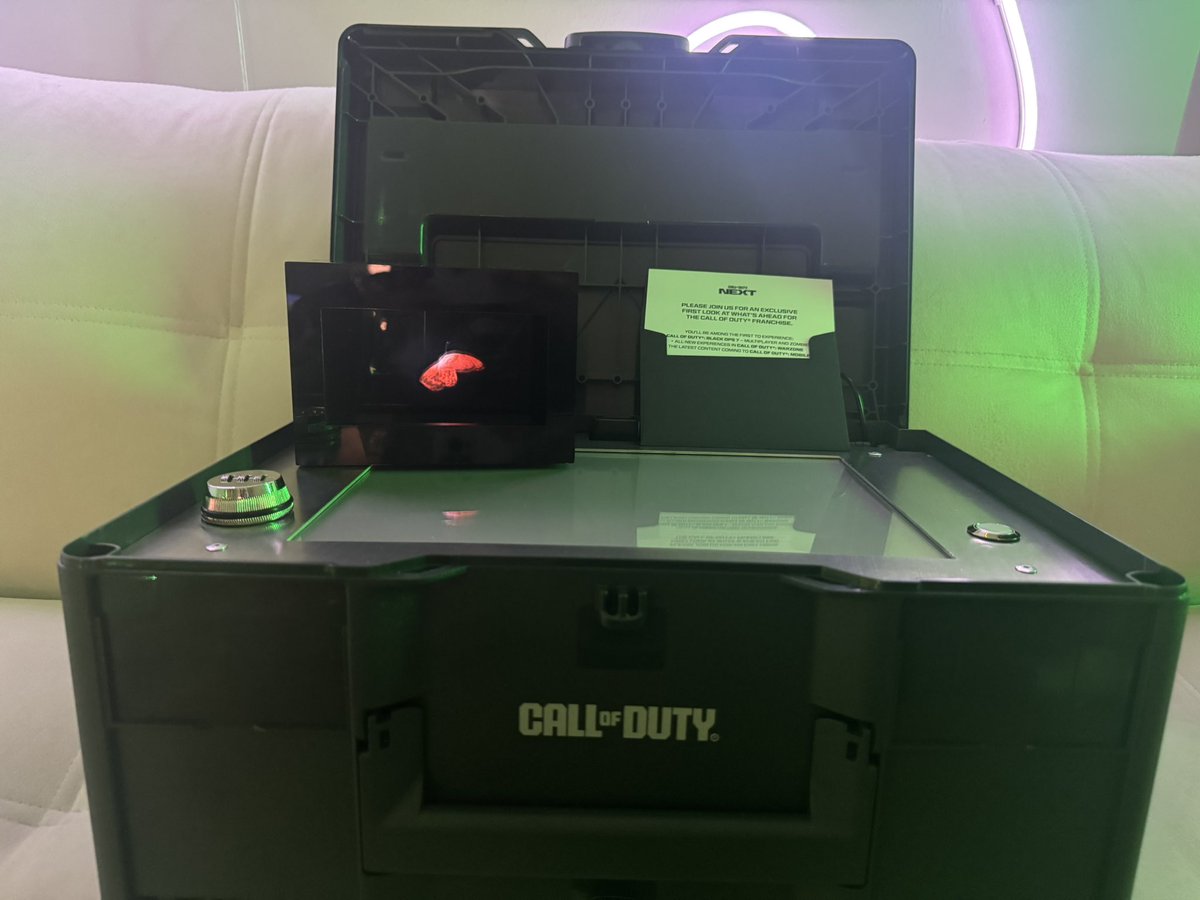Ghost Carry🌟 (@shecarry) on Twitter photo Your girl just got the official invite to #CODNext 2025 in Vegas .First look at #BlackOps7 with some of the best creators in the game.
Big love to <a href="/CallofDuty/">Call of Duty</a> for the opportunity and my community for always riding with me.
Vegas, let’s turn up😭🔥
Reaction on TikTok soon😩 Your girl just got the official invite to #CODNext 2025 in Vegas .First look at #BlackOps7 with some of the best creators in the game.
Big love to <a href="/CallofDuty/">Call of Duty</a> for the opportunity and my community for always riding with me.
Vegas, let’s turn up😭🔥
Reaction on TikTok soon😩