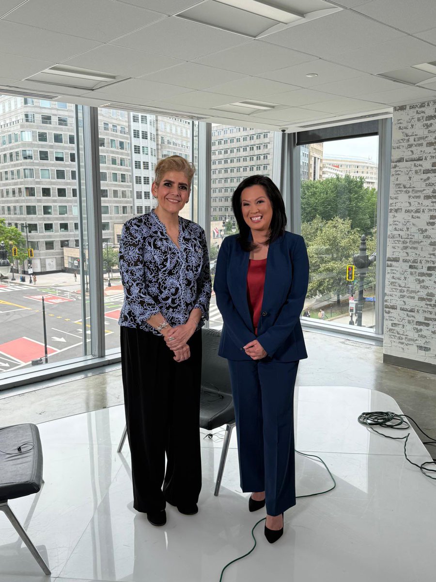 La entrevista fue conducida por la destacada comunicadora Elaine Reyes, cuya profesionalidad hizo de esta conversación una experiencia enriquecedora.
🎥 Entrevista completa: youtu.be/jMV0oJ2KoSs
🔖 #OEA #Multilateralismo #IntegraciónLatinoamericana
cc: <a href="/CancilleriaEc/">Cancillería del Ecuador 🇪🇨</a>