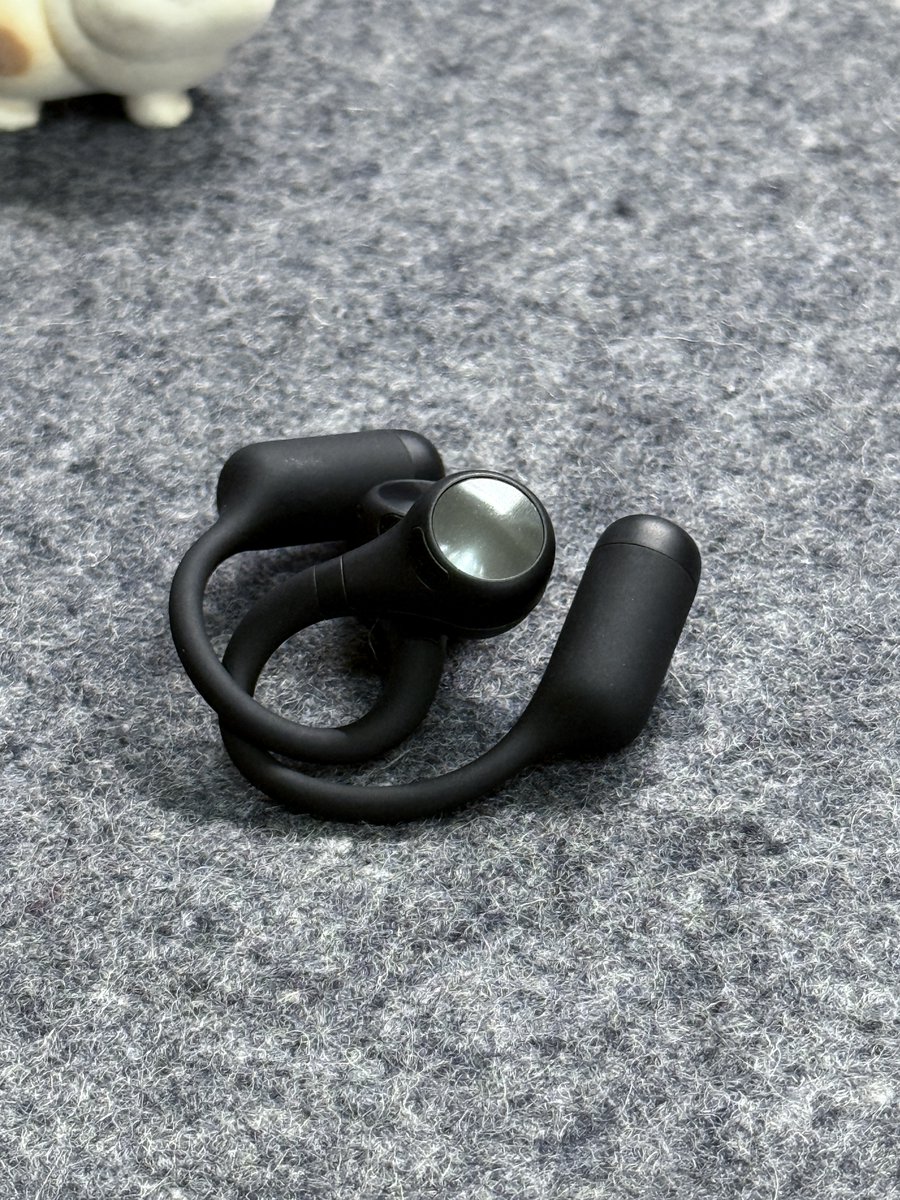 stiponline's tweet image. 《スポーツ好き必見！！》
＼OpenRock S2／
7gの超軽量設計にBassDirect™で迫力の低音！
✅LDAC &amp;amp; Hi-Res Audio対応
✅IPX5防水で汗もOK
✅Bluetooth 6.0で瞬時接続
ランニングでこの快適さ、ヤバイよ！
👇詳細はリプへ
#PR #OpenRockS2 #HiResAudio