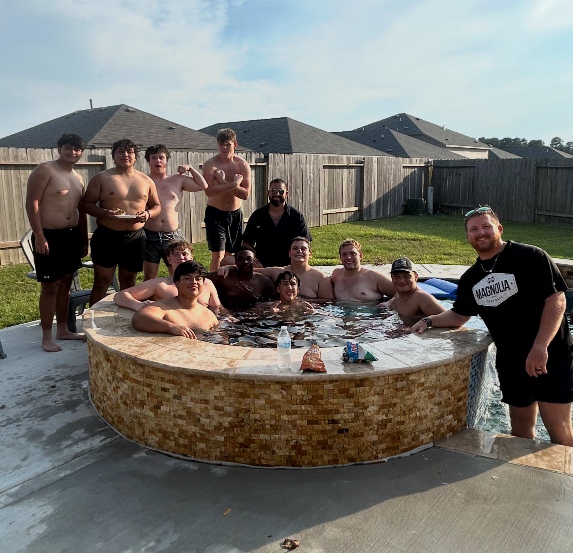 mcneill_josh's tweet image. Game 1 ready! Proud of this group. Excited to start the season with the #WALL  #Tradition 

@DogFootball @MagISDAthletics @MagnoliaHighTX