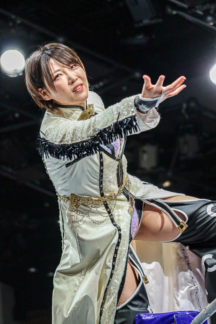 貴女に逢いたくてもっと逢いたくてずっと逢いたくて

貴女を想う

ありきたりな言葉だけど貴女に届けたい

苦しいほど貴女の事が本当に大好き

#STARDOM #レディ先生    #レディC