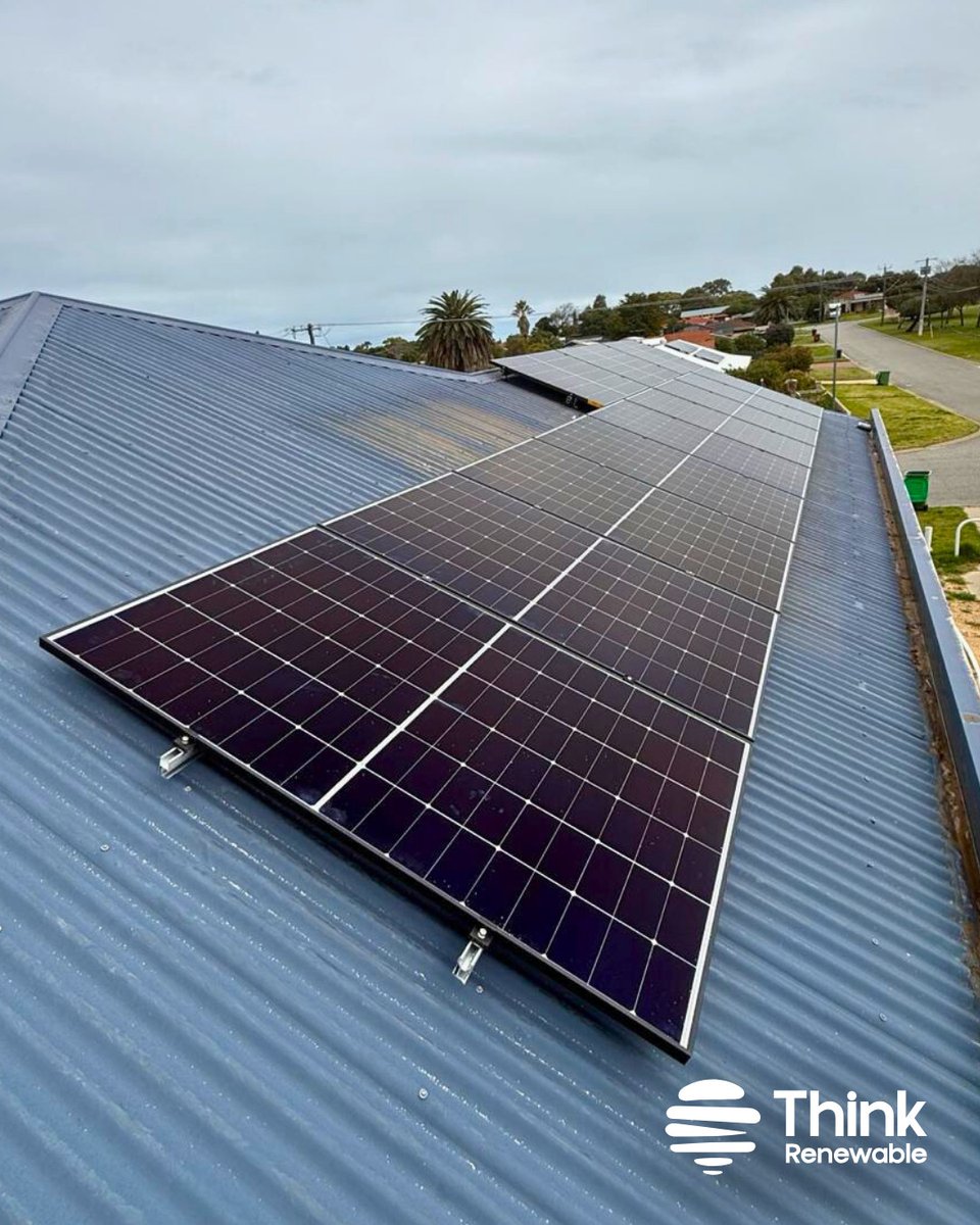 Think_Renewable's tweet image. Sun’s out, tools out. ☀️

Our WA crew has been putting in the work, bringing solar and solar battery systems to homes across the west.

📲 Swipe through to see what we’ve been up to.

#ThinkRenewable #TeamThink #SolarInstallations