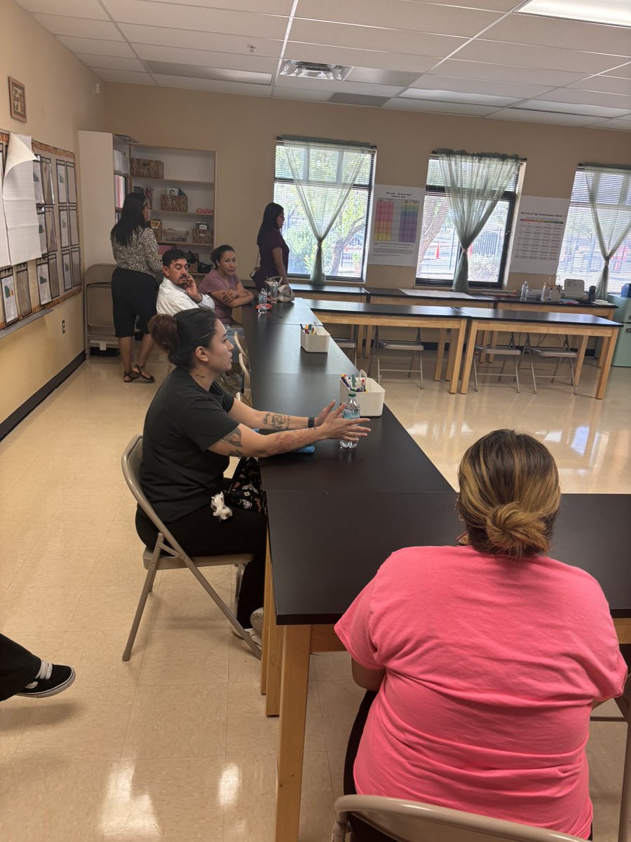 Happening now…..Special Education Parent Night at FES with Pen Project. Thank you to our community agencies who come out to support our Fabens families and help us #SpedForward