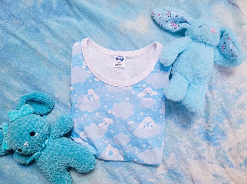 The dreamiest outfit☁️🩵

Daydream bunny onesies available <a href="/totallyozzytots/">TotallyOzzyTots</a> 🐇💙

📸: lilcuddlebunny (Instagram)