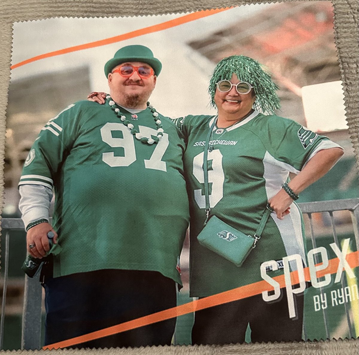 This is how you keep your #Spex crystal clear 👓… with our own custom cloth!!! Huge shoutout to ⁦<a href="/spexbyryan/">spexbyryan</a>⁩… Absolutely #OffTheCharts awesome 😎🕶️ ⁦<a href="/Ryan_Horne/">Ryan Horne</a>⁩ ⁦<a href="/Prairie_Scot/">Prairie_Scot</a>⁩