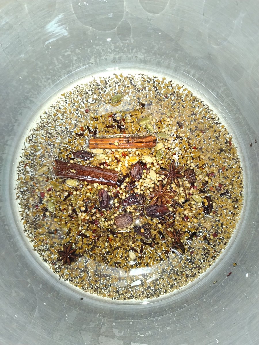 2025/08/28(木)本日定休日になります。いつもいいねやコメント本当にありがとうございます
また明日お気軽によろしくお願いいたします！