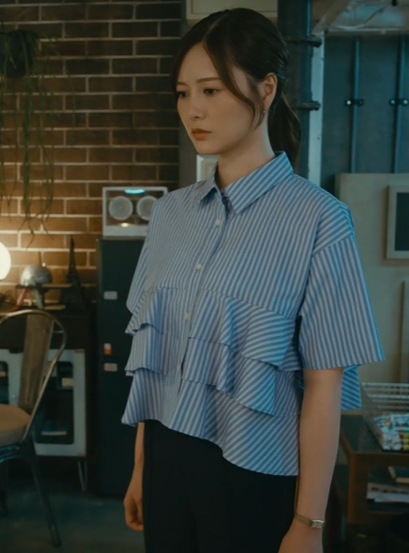 Fashion__List__'s tweet photo. /
🎬最後の鑑定人
〈第8話〉
白石麻衣さん(高倉柊子)着用衣装
\
ひらりと揺れるフリルを重ねた
爽やかなハーフスリーブシャツ
詳細▶https://t.co/3B5vkTTTCB
#白石麻衣 まいやん
#最後の鑑定人 #フジテレビ
#Techichi https://t.co/1HNp4mrArS