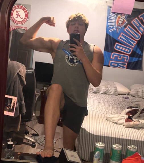 Late night customs 🤑