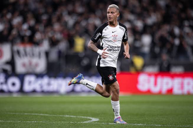 Primeira etapa equilibrada.

Corinthians começou bem e o time dos caras terminou melhor
Temos q acertar aquele último passe pra começar a criar mais chances claras de gol e eventualmente fazer o gol.

Agora é voltar um pouco mais ligado pra sair com a vantagem hj 🙏🏾

Mudariam oq?