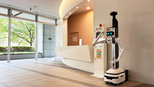 ugo_robot's tweet image. 【プレスリリース】 賃貸マンションで警備とホスピタリティを両立 乾汽船株式会社、プラザタワー勝どきに警備ロボット「ugo Pro」を導入 〜防犯対策強化と住民満足度の向上を目指し、次世代のマンション運営へ〜
ugo.plus/information/20…