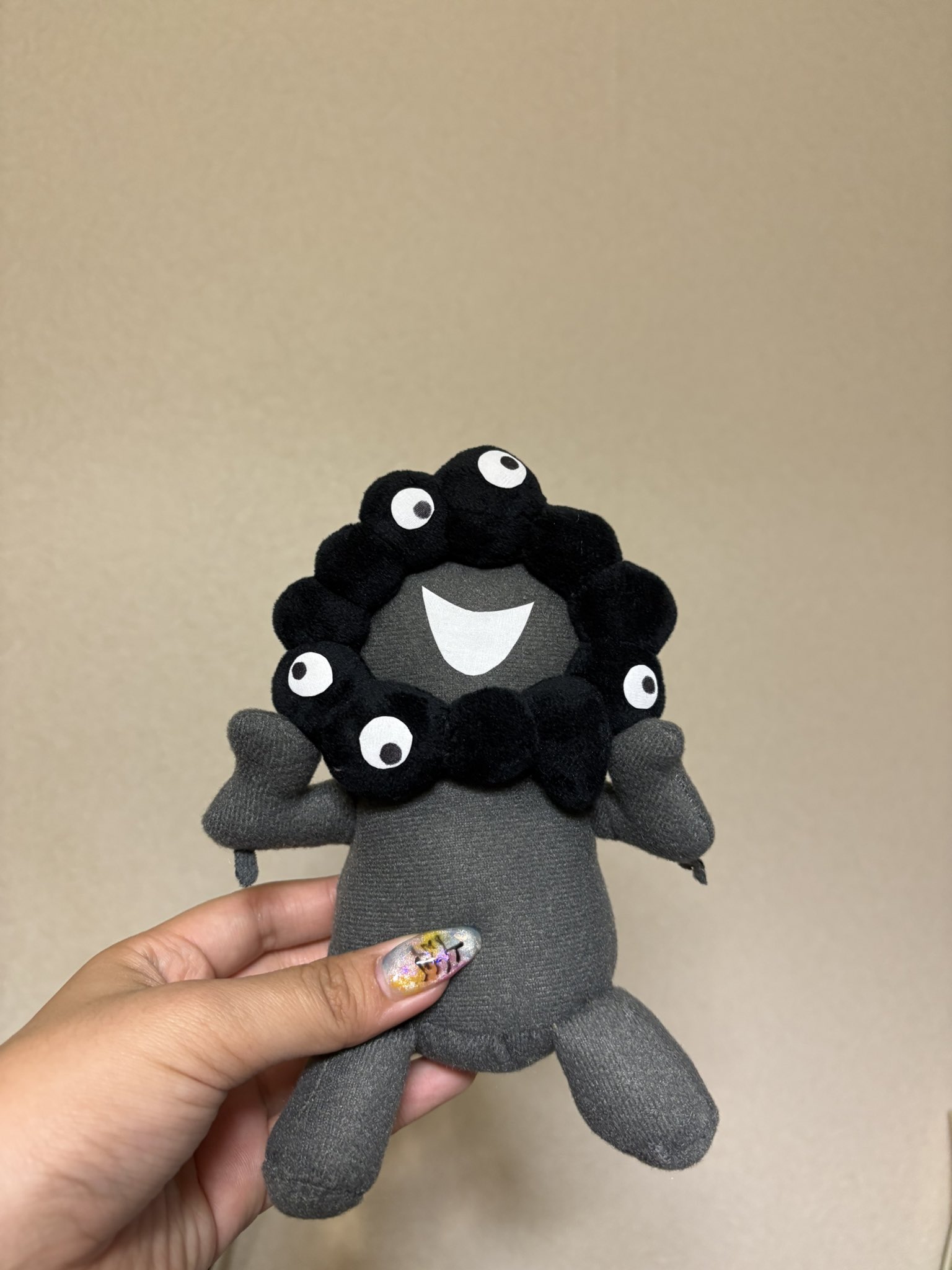 黒ミャクミャク 立ち2個 関西万博】黒ミャクミャクどこで買える？売ってる場所・完売時間