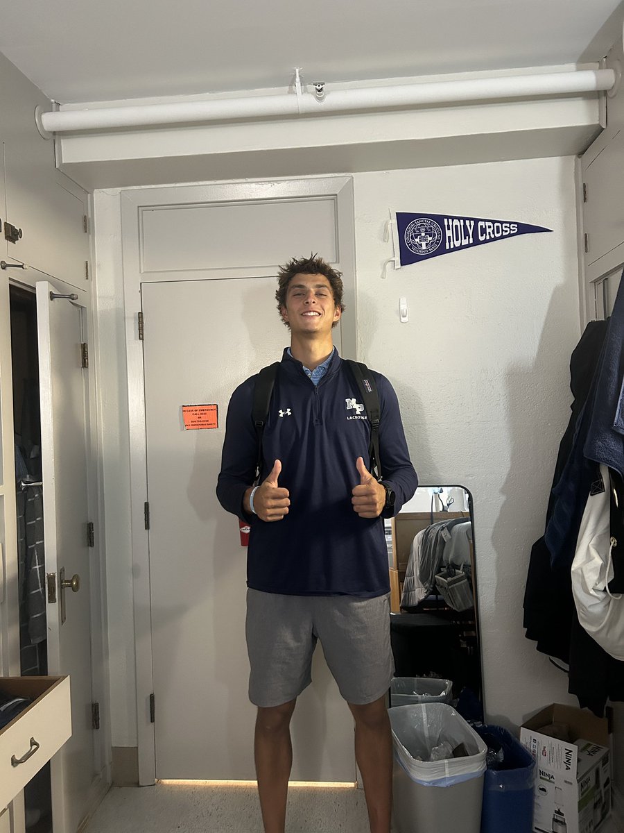 CoachRepp's tweet image. New school year. First day of classes and a great student-athlete welcome back. #PurplePassion #GoCrossGo