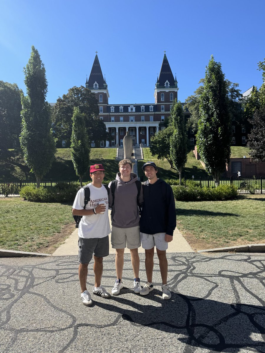 CoachRepp's tweet image. New school year. First day of classes and a great student-athlete welcome back. #PurplePassion #GoCrossGo