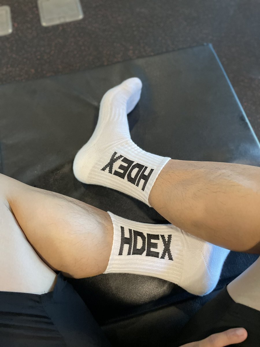 Sam_Hlin's tweet photo. New 🧦 https://t.co/eLgzrRMhTZ