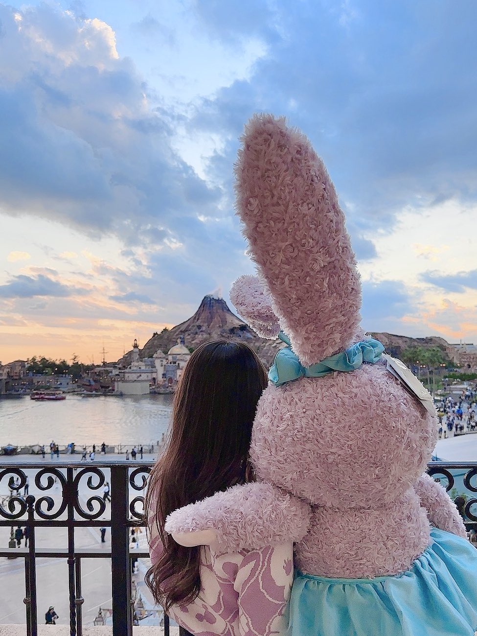 激レア【未使用】東京ディズニーシー　ホテルミラコスタ　羊革　ジャケット　難あり 🐻😸🐰🐢🦊:ミラコスタホテル着いたよっ✨ #東京ディズニー