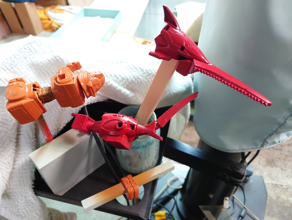 ShanTai17179's tweet image. #DX玩具カスタム(進捗)

本日もバラさずズボラ塗装中🎨🖌️\⁠(⁠๑⁠╹⁠◡⁠╹⁠๑⁠)⁠♬

#ガオゴッド
#DXROBOUNIVERSE