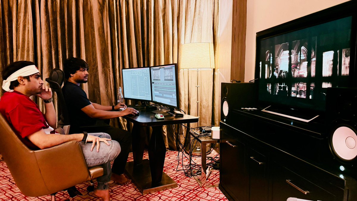 Devotees in action 🔥

#OG #TheyCallHimOG