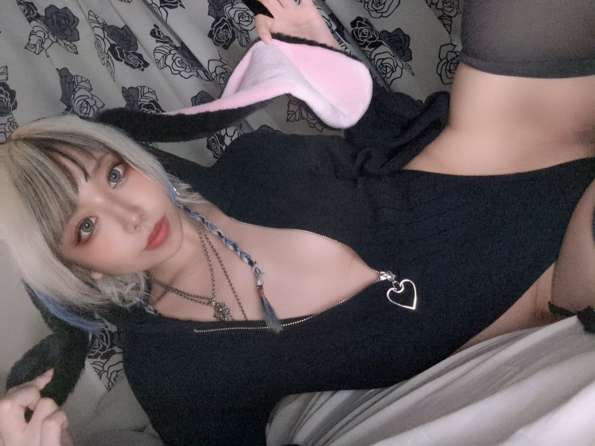 地雷系女子のエロコス