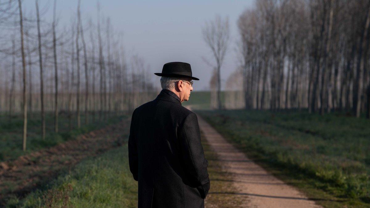 New programme additions announced for the 69th BFI London Film Festival!

Lady (dir Samuel Abrahams)
The Souffleur (dir Gastón Solnicki)
The Fence (dir Claire Denis)
La Grazia (dir Paolo Sorrentino)

Tickets go on sale Tue 16 Sep (BFI Members book early).

#LFF