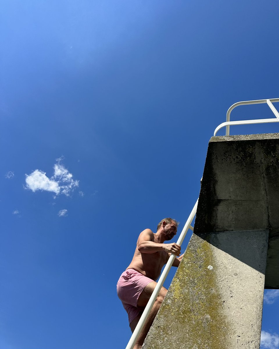 Ascensus

<a href="/Gallery365photo/">Gallery365photo</a>
#Gallery365in2025DailyPrompt
#Gallery365in2025