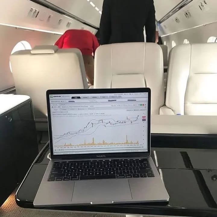 johannaholmesj's tweet image. Fears.. we all have them...
especially whenever we start something new.. it's so
easy just to stay in our comfort zone.. but if you don't
try .. then you will never know.. what could have been
.
.
.
.
.
.
.
.
.
.
#binaryoptions #binaryoption #iqoption #forextrader #mt4 #forexs