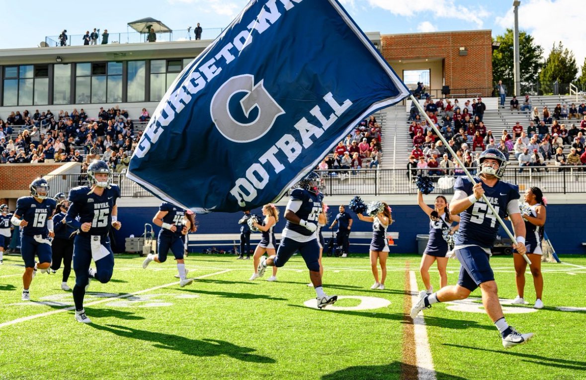 Thank you <a href="/autumnscott128/">autumn scott</a> and <a href="/HoyasFB/">Georgetown Football</a> <a href="/HoyasFBRecruit/">Georgetown Football Recruiting</a> for the game day invite!