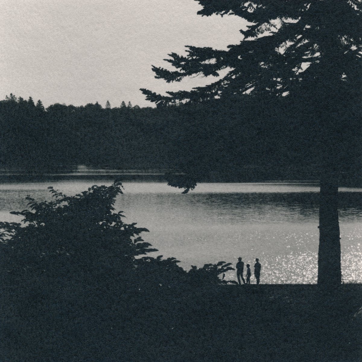 eto_silversalt's tweet image. 郷愁と孤独、今週末より展示開始です