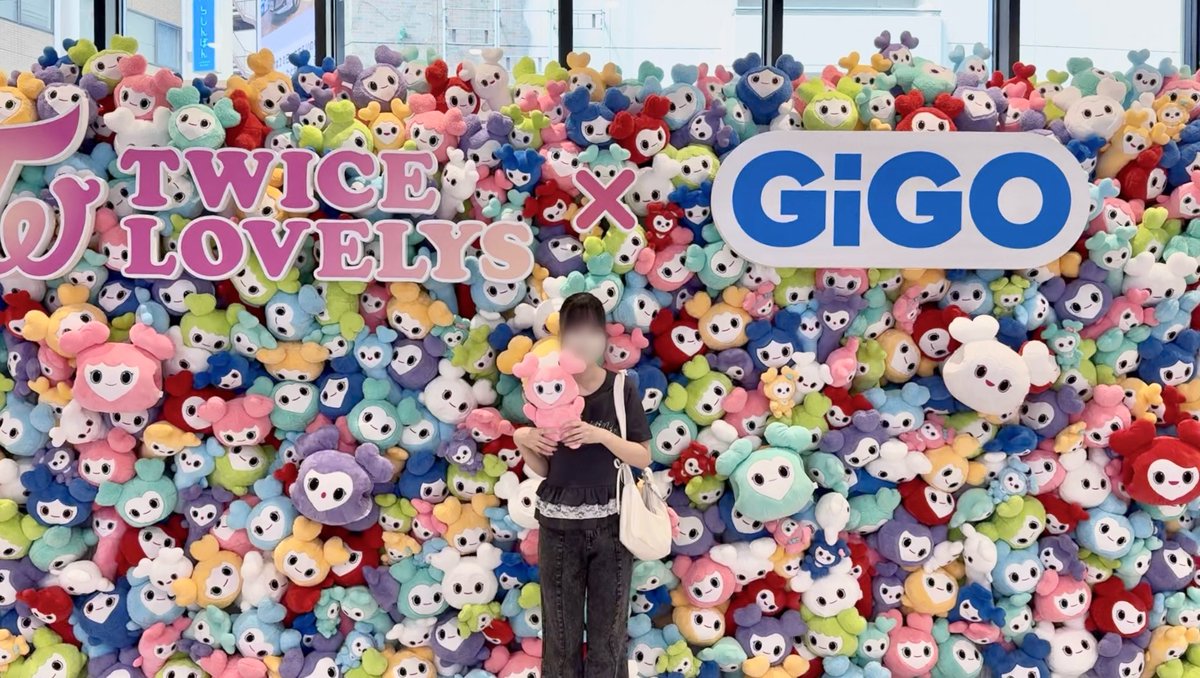 8月に行ったGIGO〜🙌
たいやきも美味しかったし、たくさんのラブリーに囲まれて幸せでした🥺💖
第2弾も頑張って取るぞ〜✊✊

#TWICE  #TWICEGIGO #TWICELOVELYZ