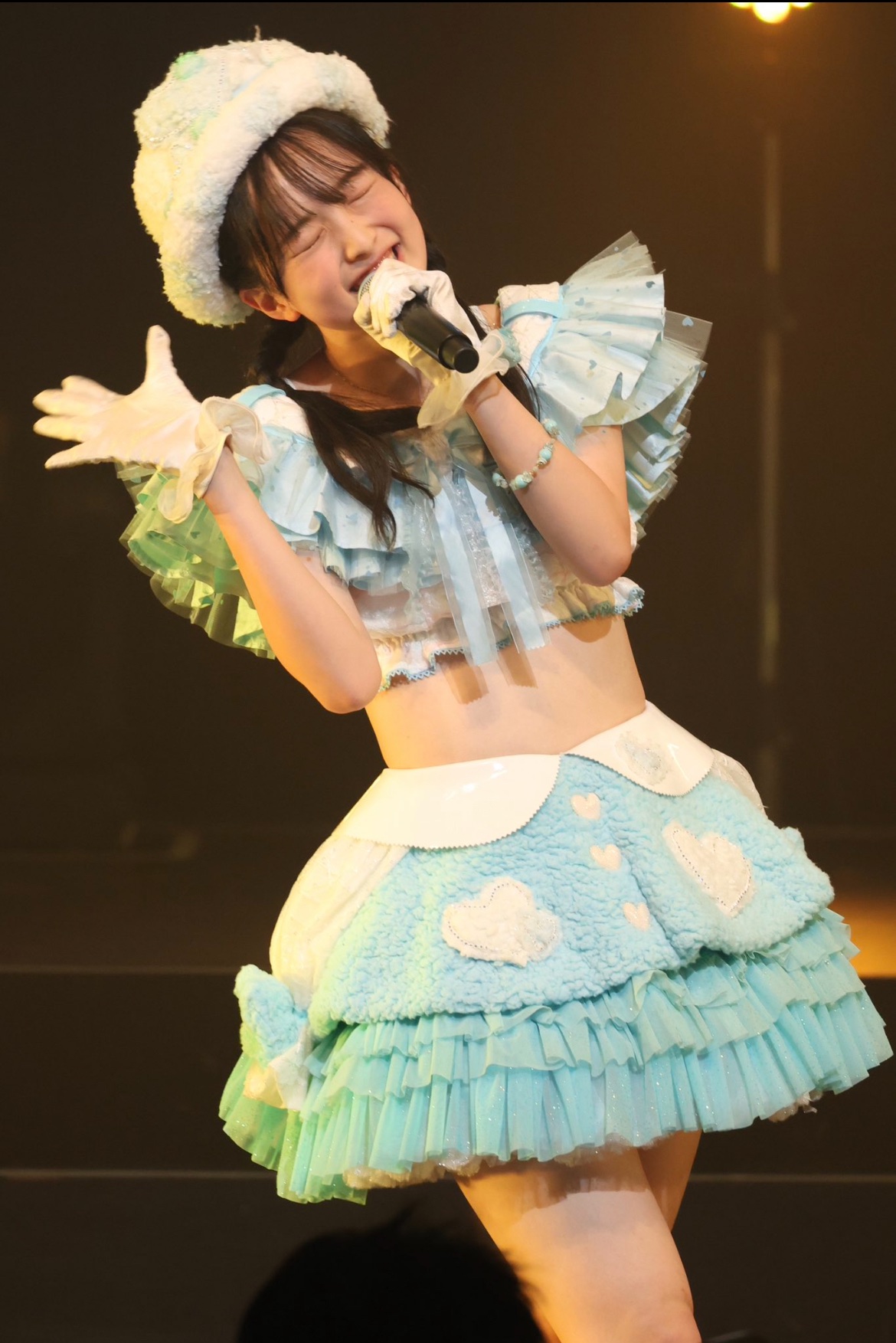 NMB48 チューストライク 生写真 石山千尋 直筆 ヨリ Gf4KsXkawAIDewi.jpg