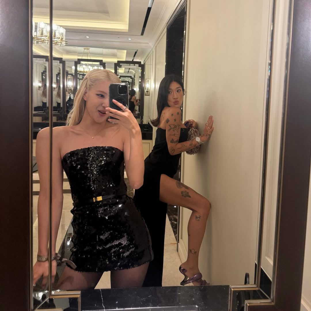 roseannepics's tweet image. 🖤