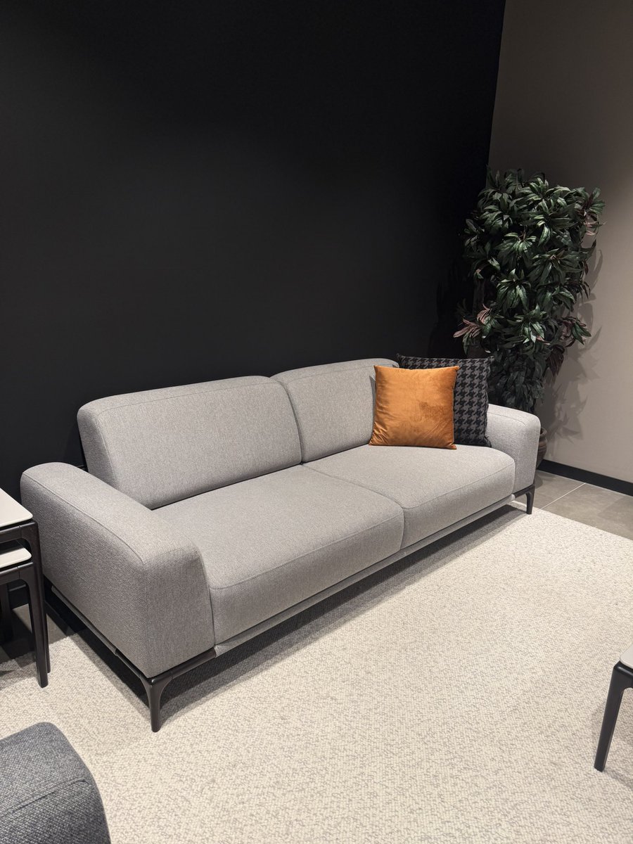 LucCa Yaşam Odası 

 Usta Ellerden Evinize Güvenle 

  Instagram.com/seramoni_mobil… 

⚡️⚡️⚡️⚡️⚡️⚡️⚡️⚡️⚡️⚡️⚡️⚡️⚡️