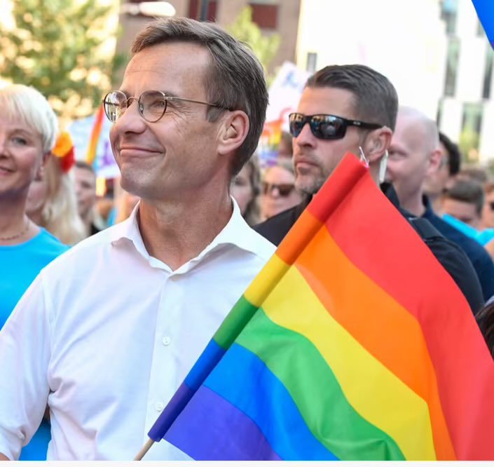 Det börjar på att bli hög tid att påminna Ulf #UÖGK Kristersson att han får glänsa i Sagerska Palatset tack vare SD. #svpol <a href="/sdriks/">Sverigedemokraterna</a> <a href="/moderaterna/">Moderaterna</a> n