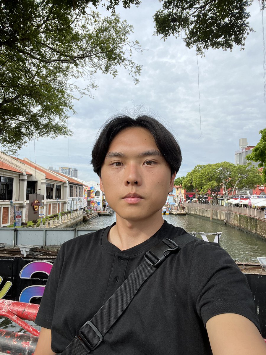 UMAN9991's tweet photo. マレーシアのマラッカ🇲🇾
鈴木福くんおった。 https://t.co/K0n59LJIgZ