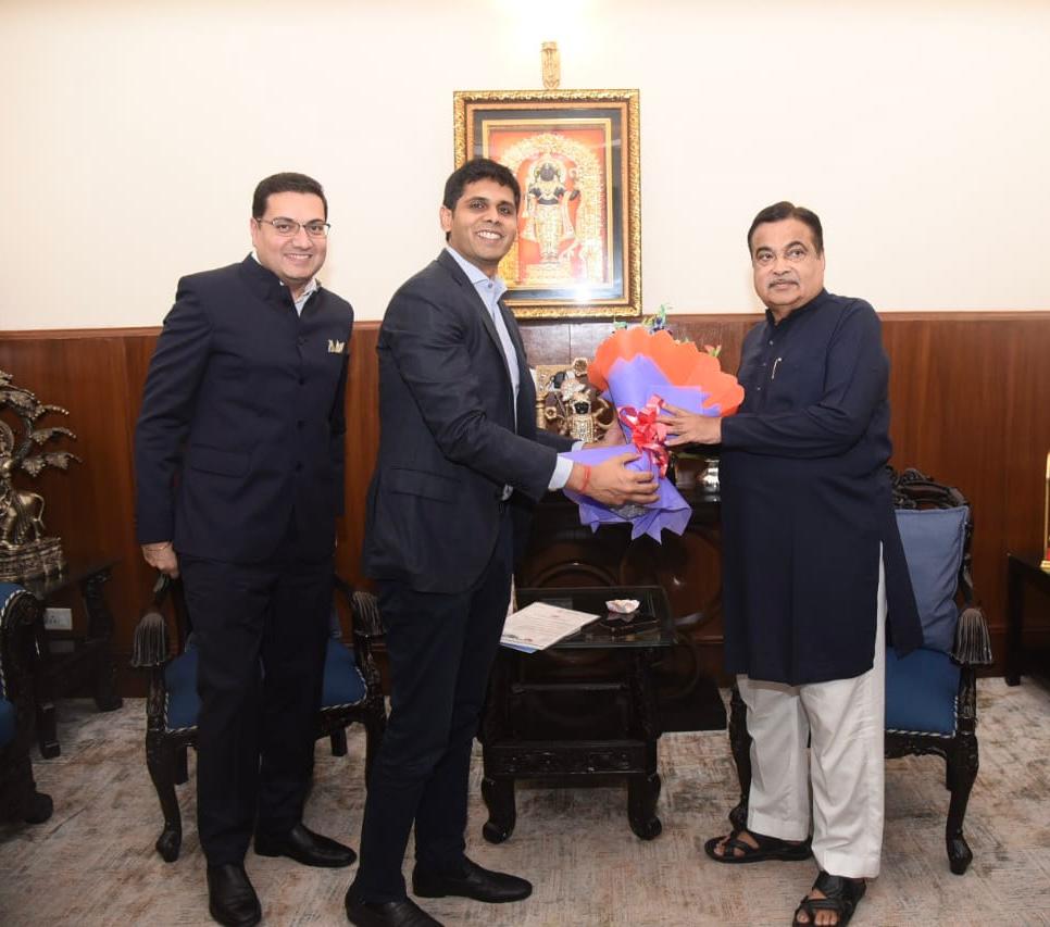 wcil_wc's tweet image. Our CEO, Mr. Kanishka Sethia, met Shri Nitin Gadkari, Hon’ble Minister of MoRTH, to discuss strengthening India’s logistics & transport infrastructure. #Logistics #SupplyChain #WesternCarriers