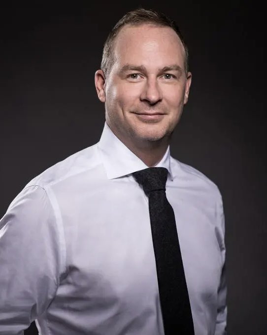 We are delighted to announce the appointment of David Hopkinson as
the club’s new Chief Executive Officer 🤝

Welcome to Newcastle United, David! ⚫️⚪️