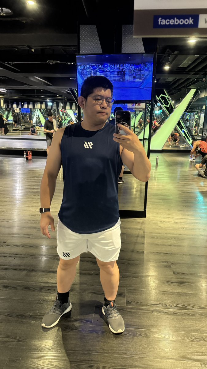 小胖子跳起來～