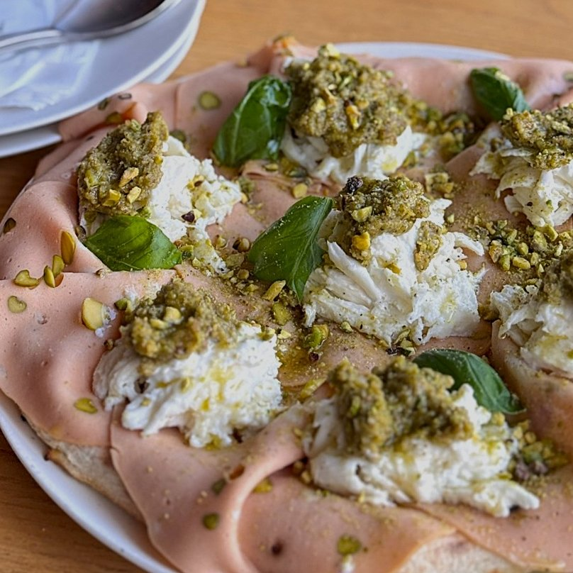 📍오르노 용산

피자를 먹엇는데 도우가 계속 생각날 수 잇는거임? 
오르노도?

ㄹㅇ 또간집인데 신메뉴 두 개가 생각보다 ㅈㅉ 마힏어요..
도우야 뭐 말뭐인데 치즈 뭐쓰시는지 제발 알고싶음 개미친 풍미임..