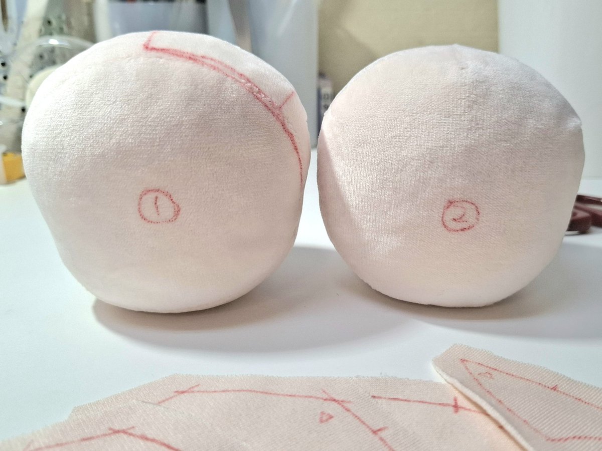 自作型紙の修正をしています！