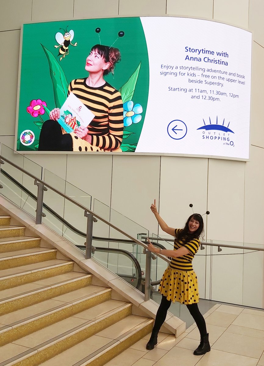 One morning, one of my lovely assistants arrived with a beaming smile to tell me they had seen me on the big screen at #TheO2. I couldn't believe I had missed it!  When I saw it, I was thrilled. From a local nursery to The O2, my  Storytime has taken me to places most unexpected!