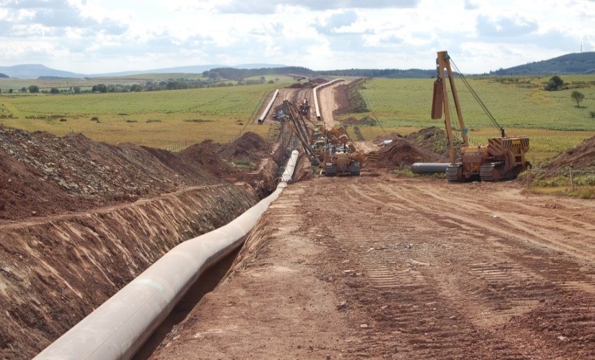 #EACOP continues to make steady progress!

To date, 762 km have been welded, over 325 km coated, and over 104 km lowered, bringing overall project completion to 66.5%.

Take a look at the #EACOP August 2025 update, which highlights key milestones and activities spanning youth