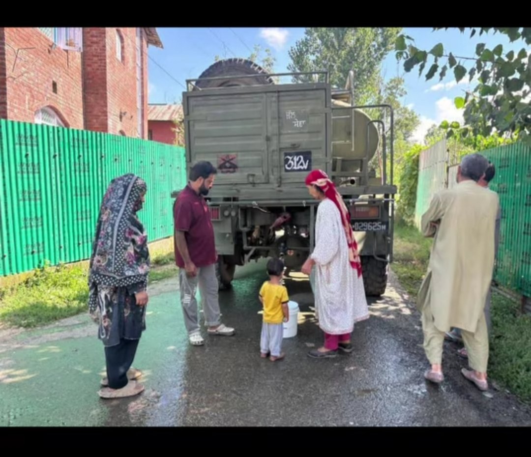 Floods may rise, but heroes rise higher…
Salute to Indian Army &amp; JK Police,
the guardians we admire. 🇮🇳🙏
<a href="/hello_anshul/">Anshul Garg</a> <a href="/luveguards/">LUV</a> <a href="/LageRahoKashmir/">Sunjay Vishvasrao</a> <a href="/OfficeOfLGJandK/">Office of LG J&K</a> <a href="/JKPoliceUpdate/">J&K Police Update</a> <a href="/scribesoldier/">Mayank 🇮🇳</a> <a href="/ChinarcorpsIA/">Chinar Corps🍁 - Indian Army</a> <a href="/adgpi/">ADG PI - INDIAN ARMY</a> <a href="/NorthernComd_IA/">NORTHERN COMMAND - INDIAN ARMY</a> <a href="/Azharrashidkps/">Dr Azhar Rashid-KPS</a> <a href="/DivComKash/">Divisional Commissioner Kashmir</a>