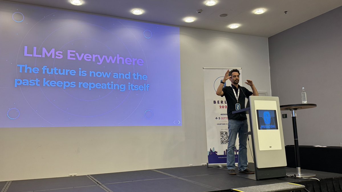 nullcon's tweet image. The future is now and the past keeps reaping itself ! #Keynote #nullconBerlin @joernchen 👍