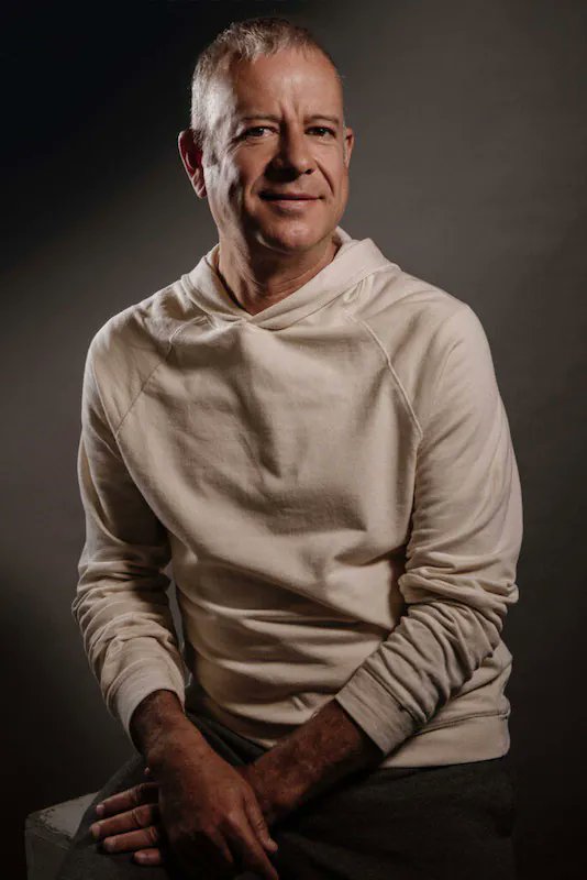 Ha fallecido Augusto Prieto, representante clave del cine español. Llevó a la generación más vanguardista y brillante de actores de los 90 y 2000. 

Quienes tuvimos la inmensa suerte de coincidir con él perdemos a un amigo divertido, vital, ingenioso y cultísimo. DEP.