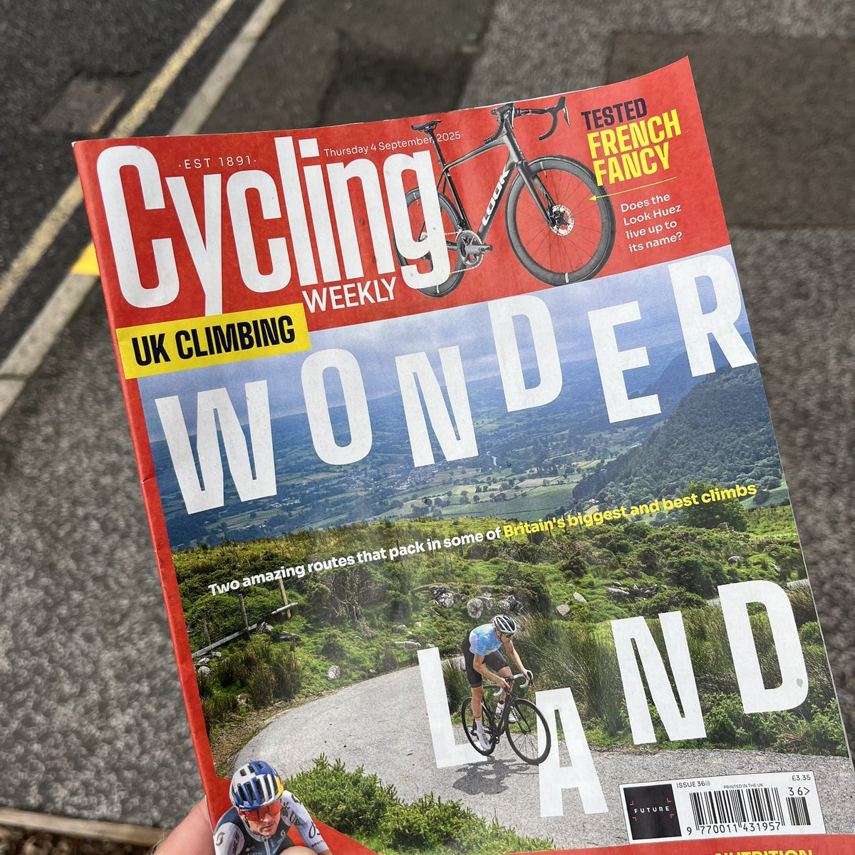 Simon Warren tweet media