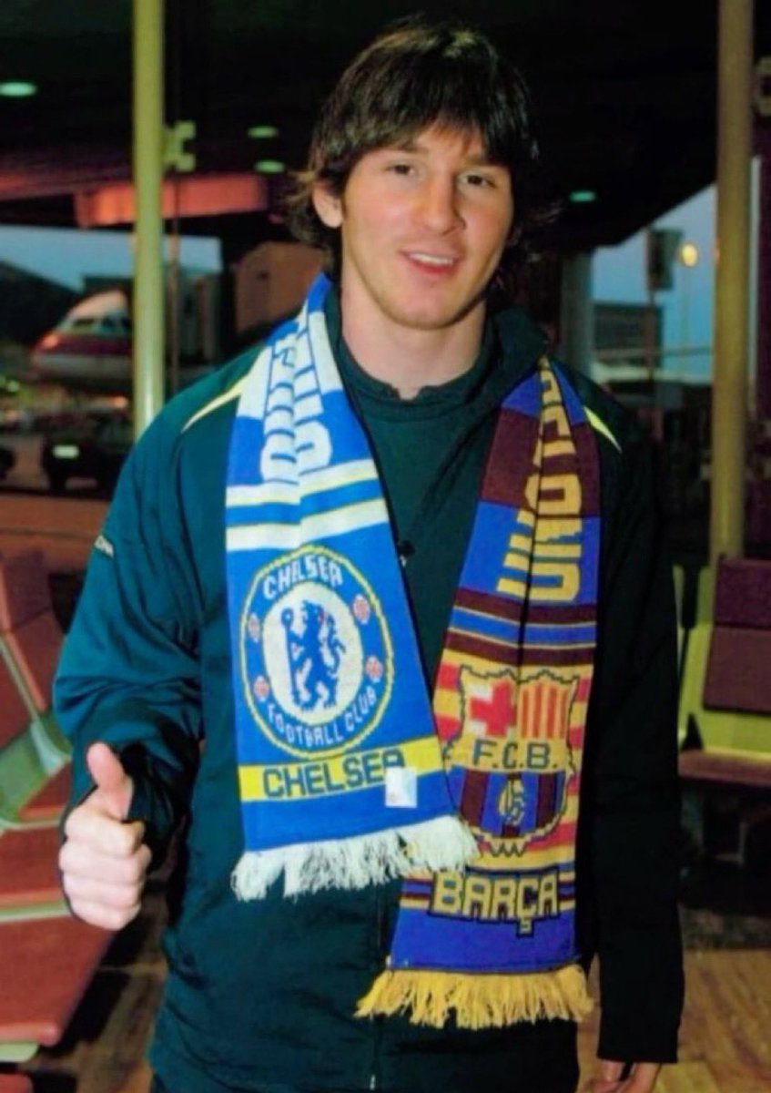 CFCMods's tweet image. Still kills me how Lionel Messi is a Chelsea fan 😂