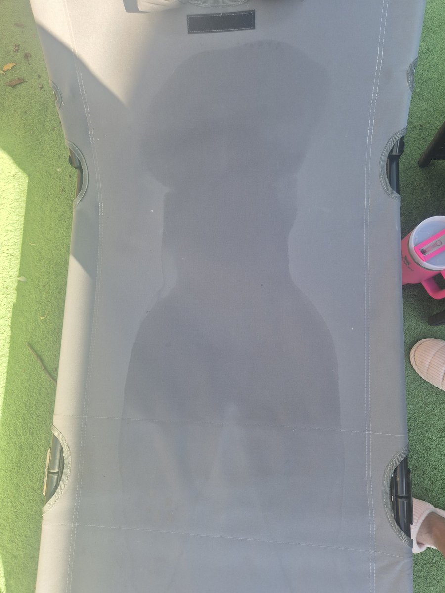 Crystal8671876's tweet image. Tanning session, sweaty physique says it all, now that&apos;s hot 🔥