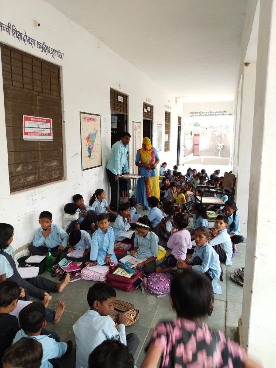 पाली जिले में टीयू रोहट के भकरिवाला गांव के स्कूल में टीबी रोग के बारे में विद्यार्थियों को जागरूक किया गया । #TBMuktBharat 
<a href="/JPNadda/">Jagat Prakash Nadda</a> <a href="/MoHFW_INDIA/">Ministry of Health</a> <a href="/PIB_India/">PIB India</a> <a href="/Rntcp_Rajasthan/">TB Mukt Bharat- Rajasthan</a> <a href="/TbDivision/">Central TB Division | #TBMuktBharat</a> <a href="/GajendraKhimsar/">Gajendra Singh Khimsar</a> <a href="/iecnhmpali/">IECNHMPALI</a> <a href="/nhm_rajasthan/">Medical & Health Deptt. Rajasthan</a>