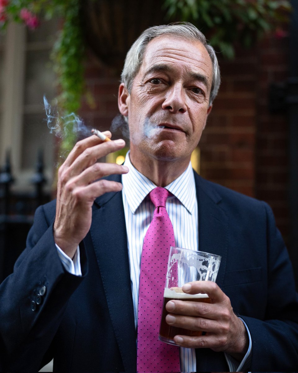 Can you imagine any other leader from any other country  SLAGGING OFF their country and requesting them to 
PLEASE  GIVE US SANCTIONS

 Hope MI5 and MI6 have got their Eyes On  NIGEL FARAGE  DIRECTOR of <a href="/reformparty_uk/">Reform UK</a> <a href="/RUKWales/">Reform UK Wales</a> behaving like a TRAITOR