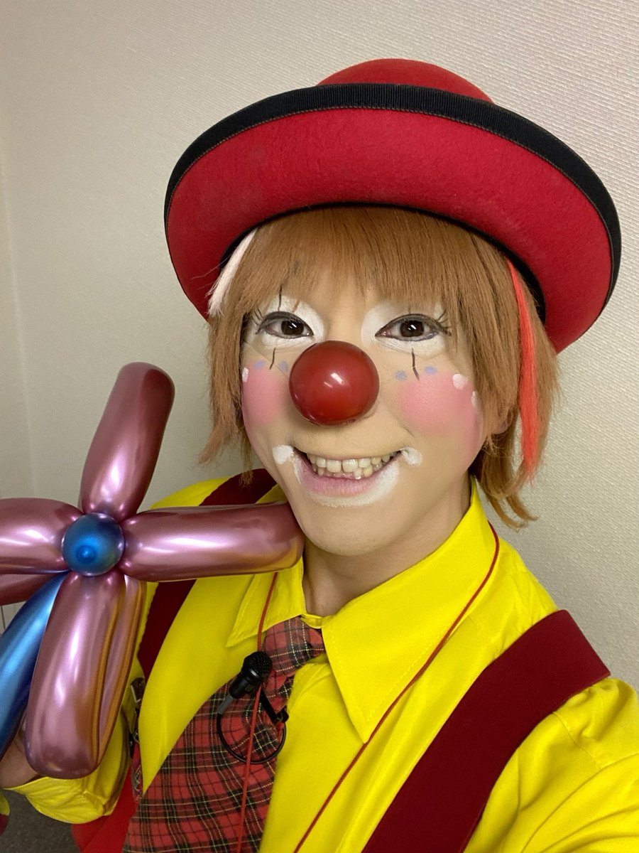 りずむらいす (@tick_and_chop) on Twitter photo 毎週木曜日!りずラジオ♪
本日の配信ゲスト回!
※ちょっぷはお休み
お招きするのは「じっきぃさん」です♪
過去にゲーム配信でご一緒したり現場がご一緒のことも!
さぁどんなお話が聴けるのか楽しみです!
21時頃を予定しています☝️
twitcasting.tv/tick_and_chop 毎週木曜日!りずラジオ♪
本日の配信ゲスト回!
※ちょっぷはお休み
お招きするのは「じっきぃさん」です♪
過去にゲーム配信でご一緒したり現場がご一緒のことも!
さぁどんなお話が聴けるのか楽しみです!
21時頃を予定しています☝️
twitcasting.tv/tick_and_chop