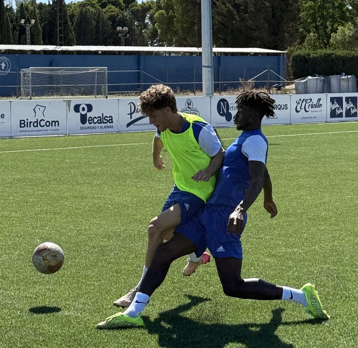 ⚔️𝑭𝒊𝒈𝒉𝒕⚔️

Preparando el debut en liga💪

#EstoesLuchán💙